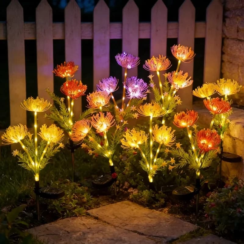 Lampada Solare a 3 Teste LED a Forma di Fiore per Prato, Luci da Giardino a Simulazione Floreale per Esterni, Patio, Decorazione per Matrimoni, Feste e Casa