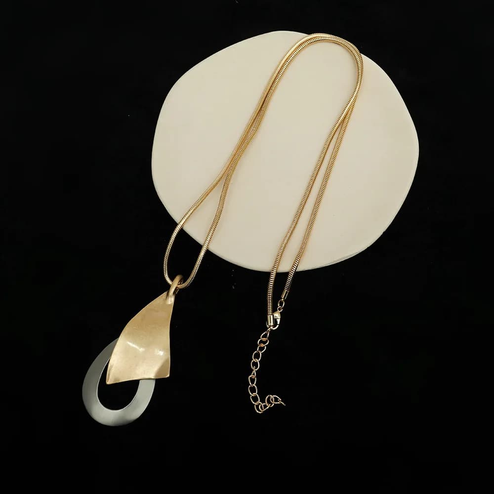 New European and American geometric women's long metal trend exaggerated personality irregular versatile necklace