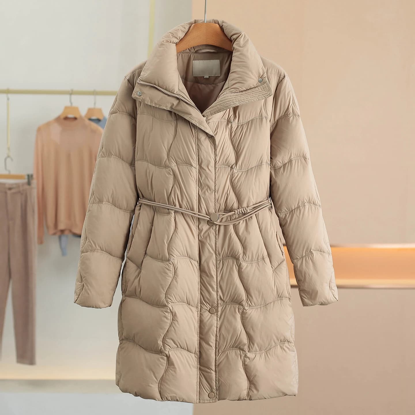 Giacca calda in piuma d'oca 1989 antivento con collo alto e cintura in vita, elegante cappotto imbottito invernale da donna alla moda con chiusura a cerniera