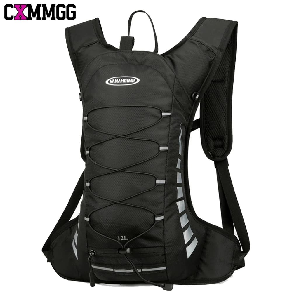 1 piece waterproof water backpack with mesh for helmet and reflective stripes - Light racing package and hiking for men and women