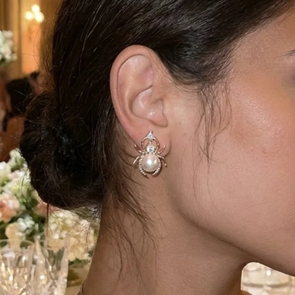 White Zircon Spider Hoop Earrings Gold Color Imitation Pearl Simulated Pearl Earrings Hot Punk Ear Buckle For Women Accessories