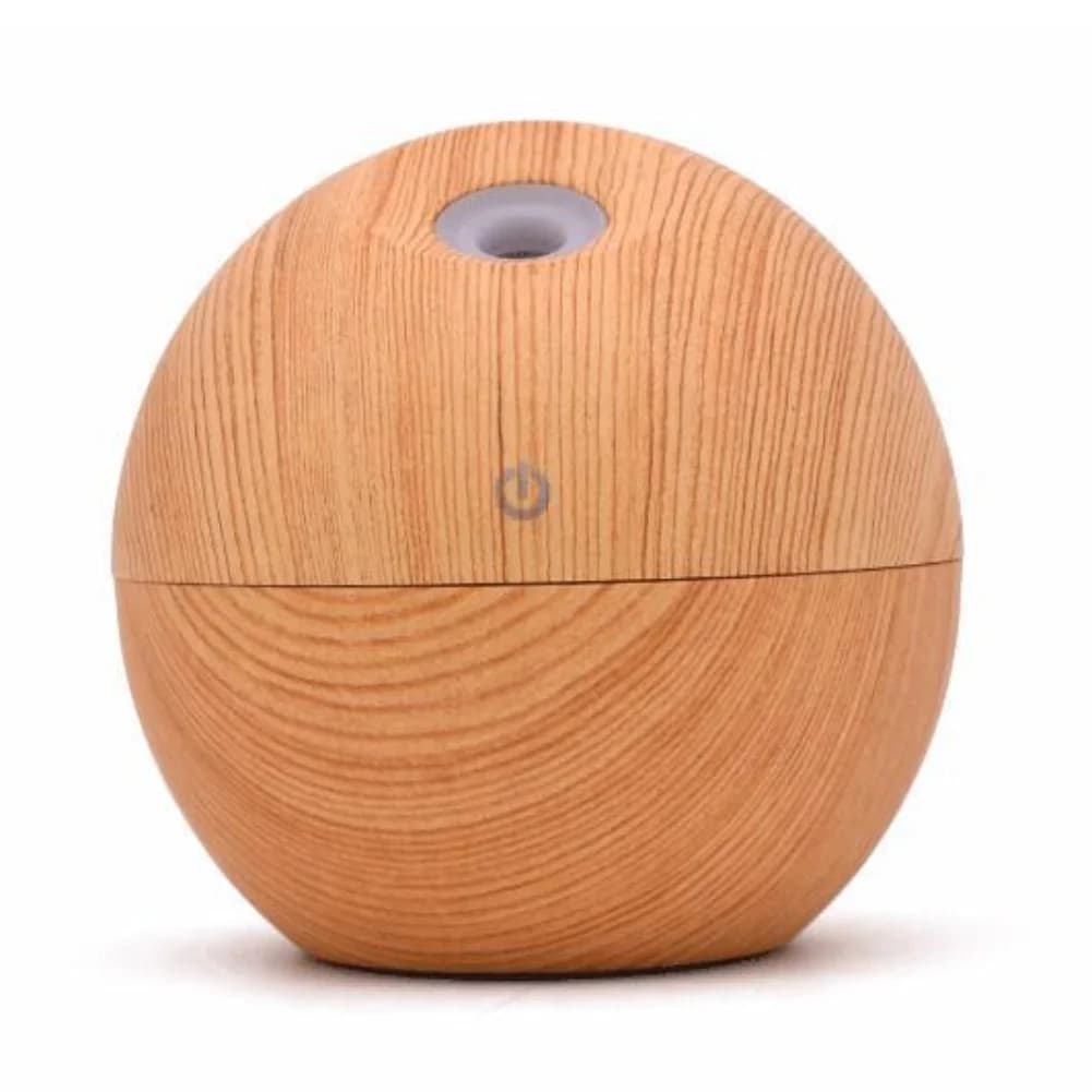 Umidificatore USB da 130 ml con diffusore di oli essenziali e LED colorati per l'idratazione dell'aria nelle impostazioni di auto e interni
