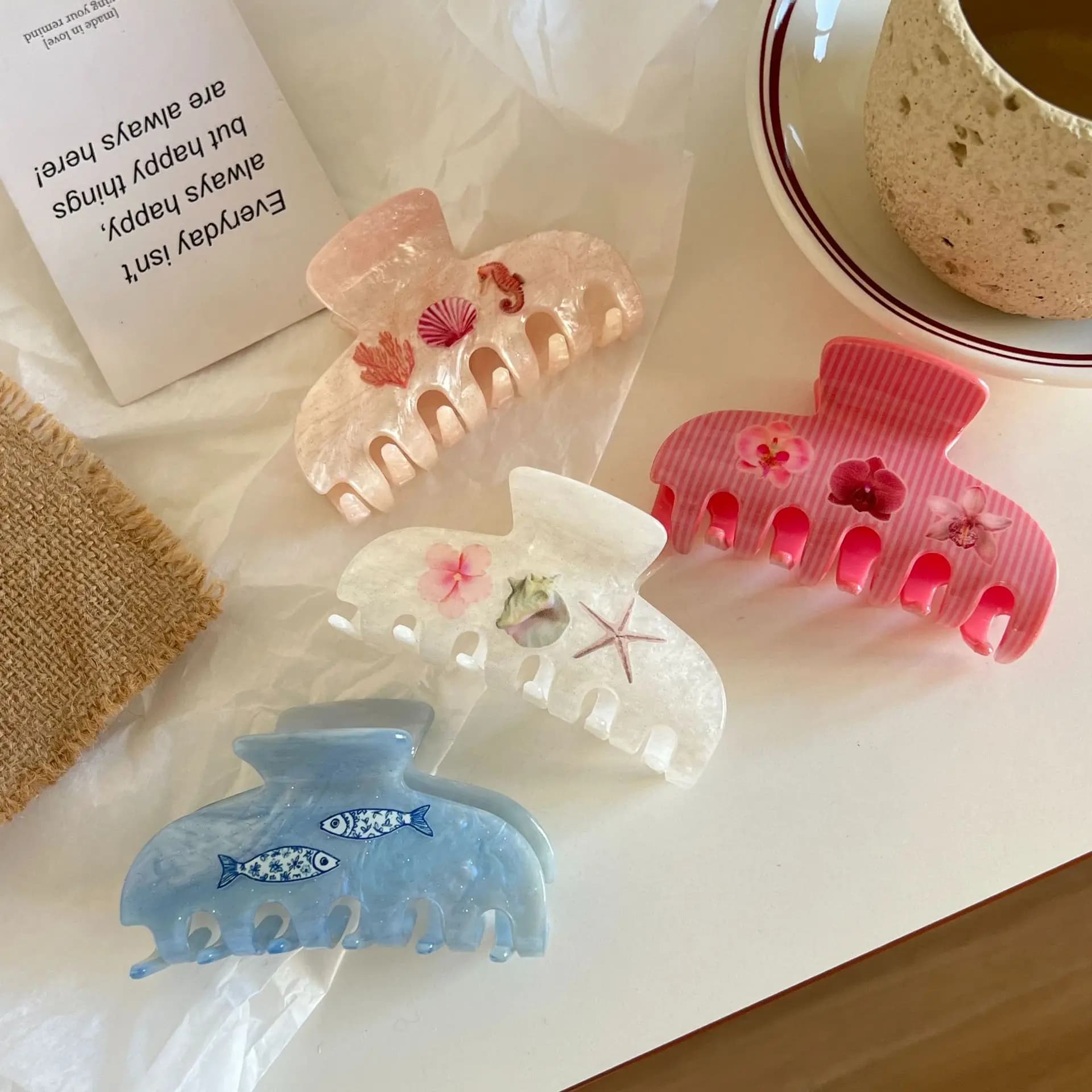 Fermaglio per Capelli Ocean Star Ispirato alle Vacanze, Accessorio di Lusso Leggero e di Nicchia, Fermaglio a Mezzaluna Carino e Fresco a Forma di Squalo