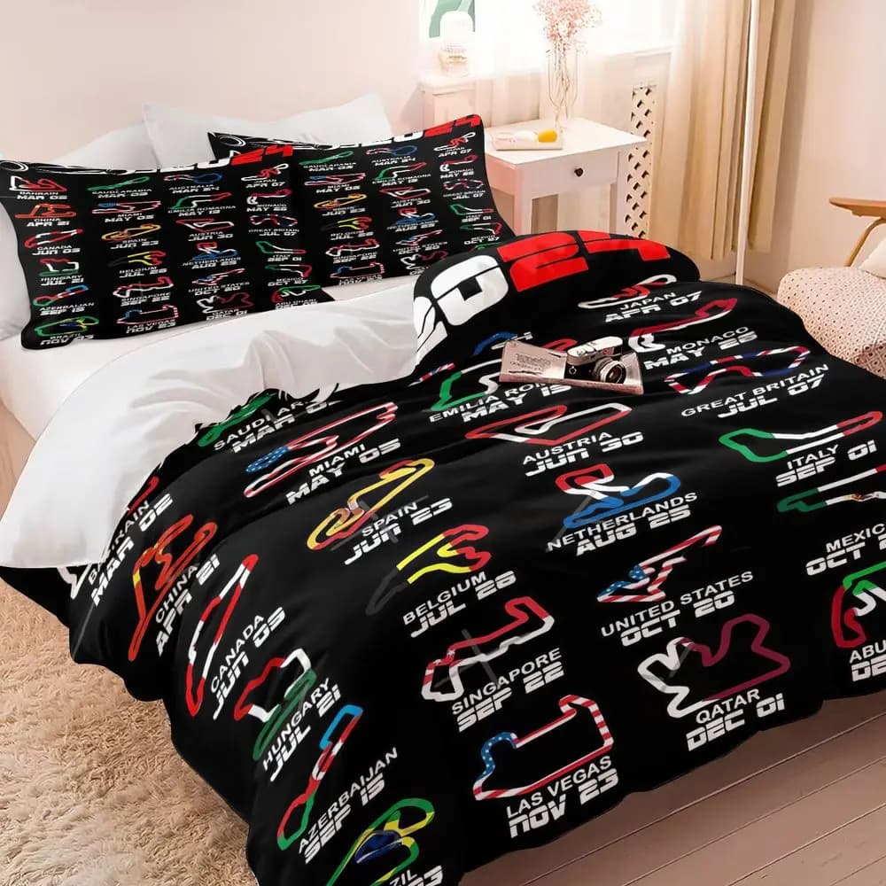 Set copripiumino con stampa pista da corsa 2/3 pezzi 2024 (1 copripiumino e 1/2 federa) Set biancheria da letto morbida ideale per l'arredamento della camera da letto dei fan