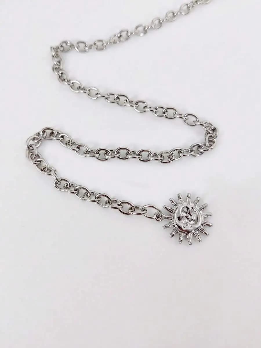 Catena per il corpo da donna con girasoli metallici e decorazioni floreali a nappa per l'autunno e Halloween