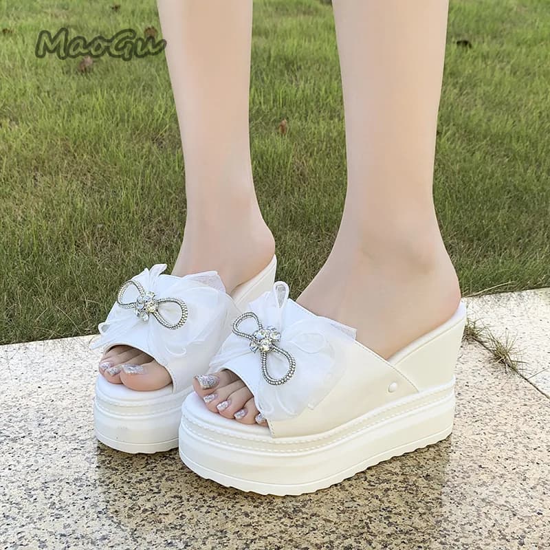 10CM Sandali con zeppa con tacco alto Piattaforma Suola robusta Fiocco con strass Moda Scarpe peep toe Pantofole con altezza crescente Ciabatte da donna