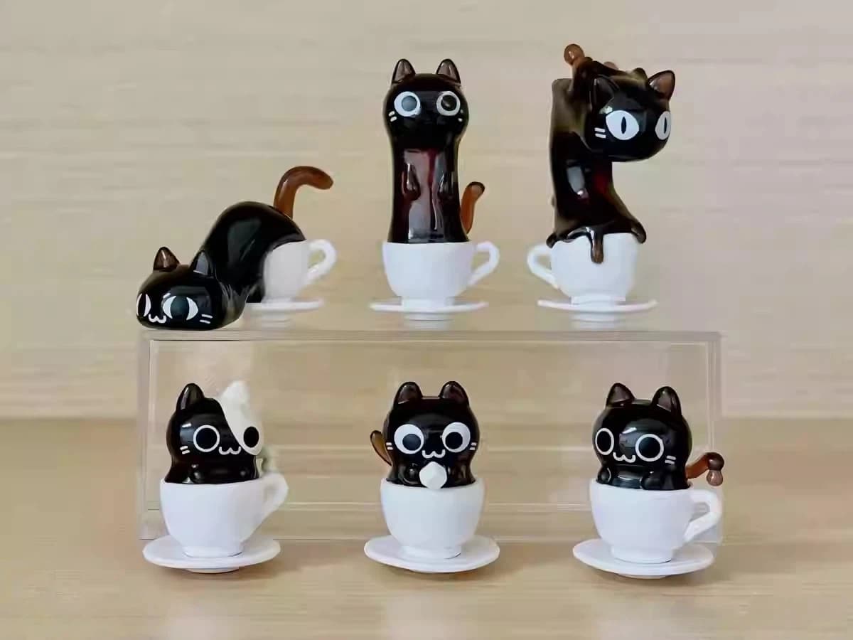 Cat Cafe Coffee Styling Scatola cieca Trasparente Postura divertente Action Figures Collezione di modelli Giocattolo Regalo a sorpresa per il giorno di Natale