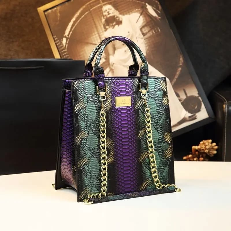 Borsa fasciatoio da donna di design, elegante borsa a tracolla, tote minimalista di lusso in pelle vintage per un look elegante e senza tempo