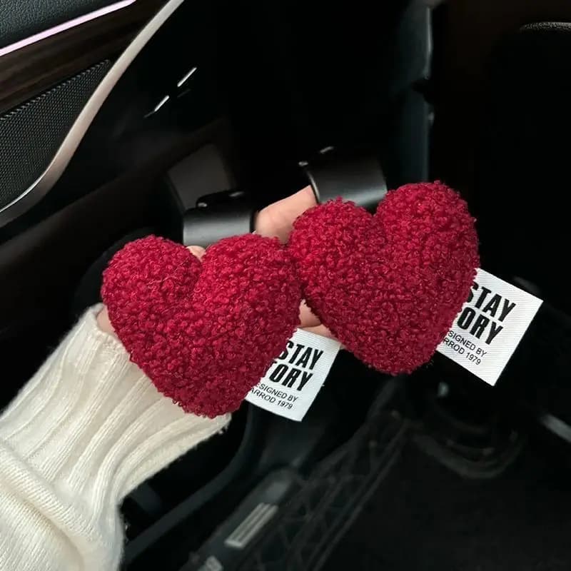 Cute Seat Back Car Hook Love Heart Plush Universal Auto Headrest Clothes Handbag Hang Storage Organizers Hooks Holder Decoration