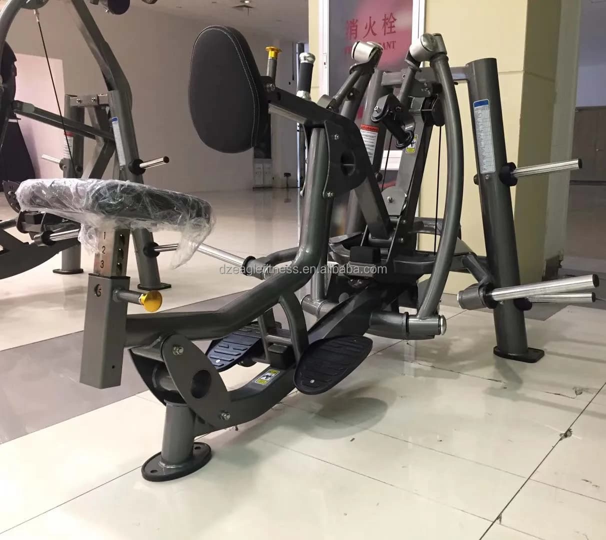 Gym Fitness Equipment Mid Row Free Weight Plate Loaded Strength Training Sports