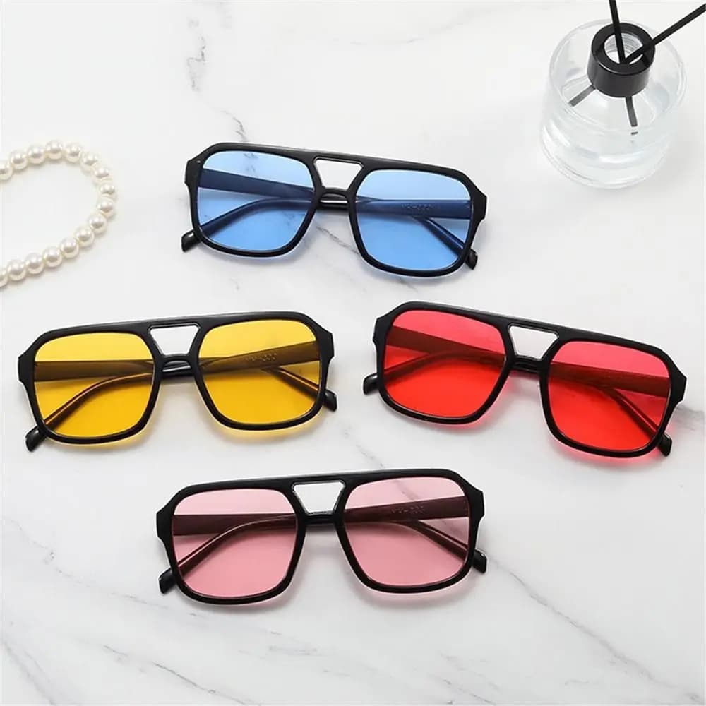 Occhiali da Sole Aviator Quadrati Stile Vintage con Protezione UV400, Montatura Grande Nera per Uomo e Donna