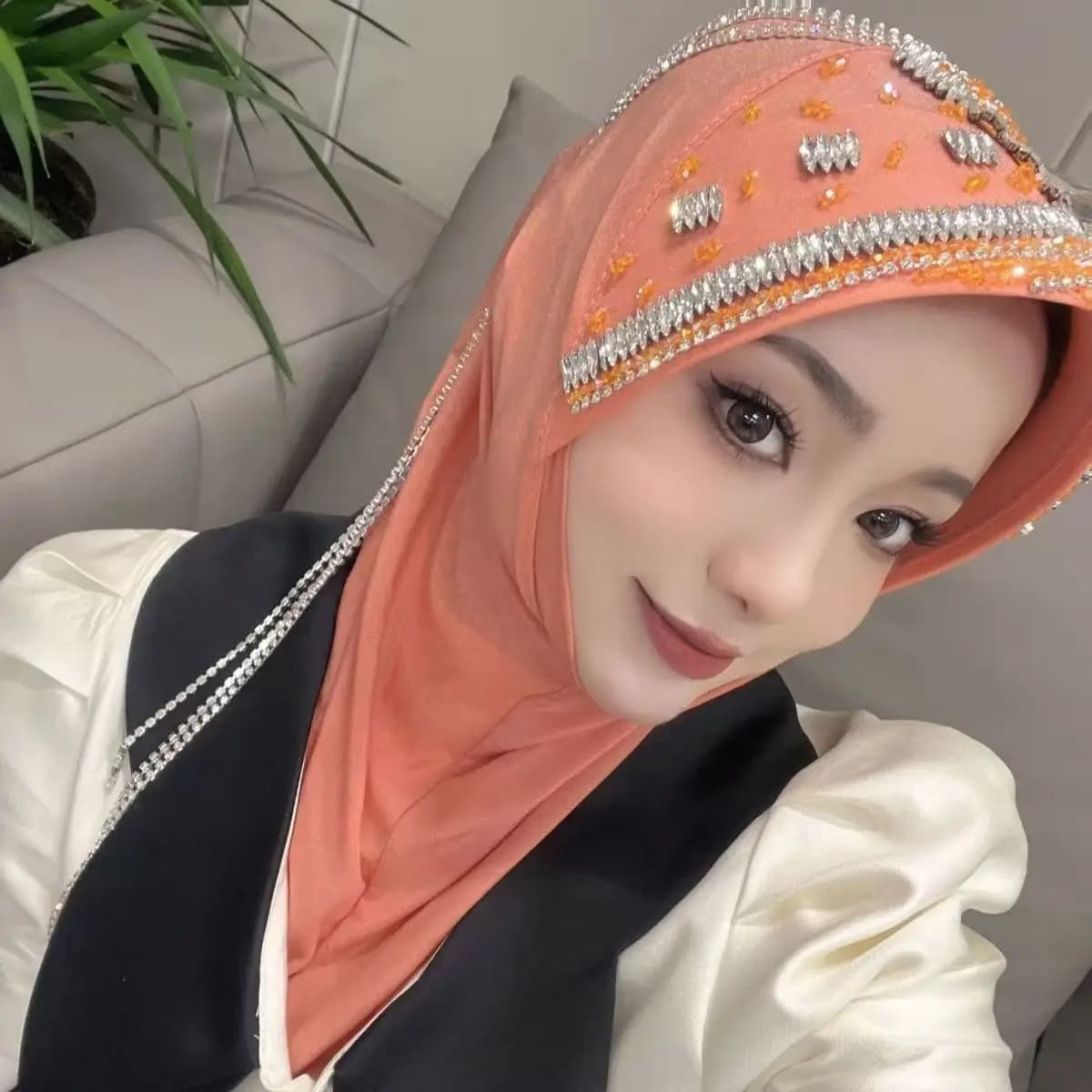 Hijab di Lusso Rosa con Nappine per Donne Africane, Copricapo Etnico, Velo Musulmano, Comodo e Morbido, Hijab di Marca Diamond