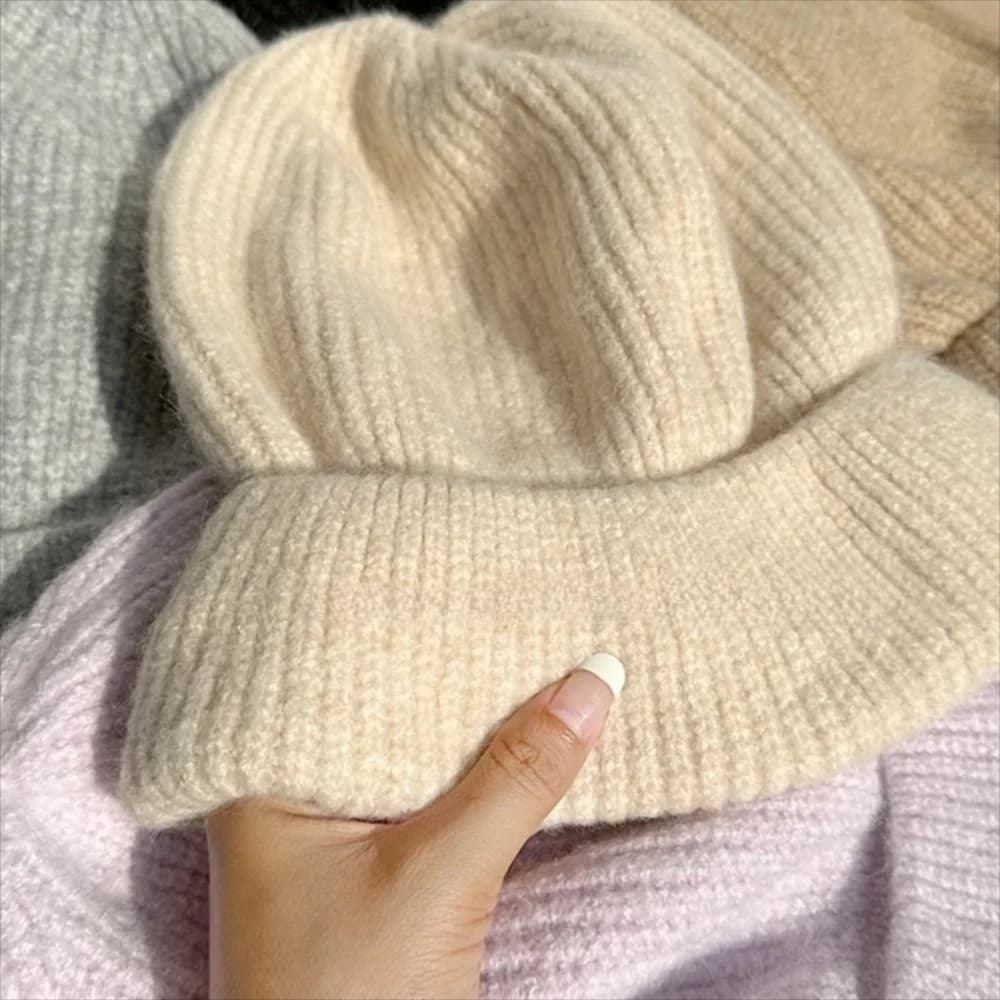 Casual Big Head Winter Hat Warm Coldproof Knitted Pullover Cap Elastic Solid Color Beanie Hat Outdoor Sports