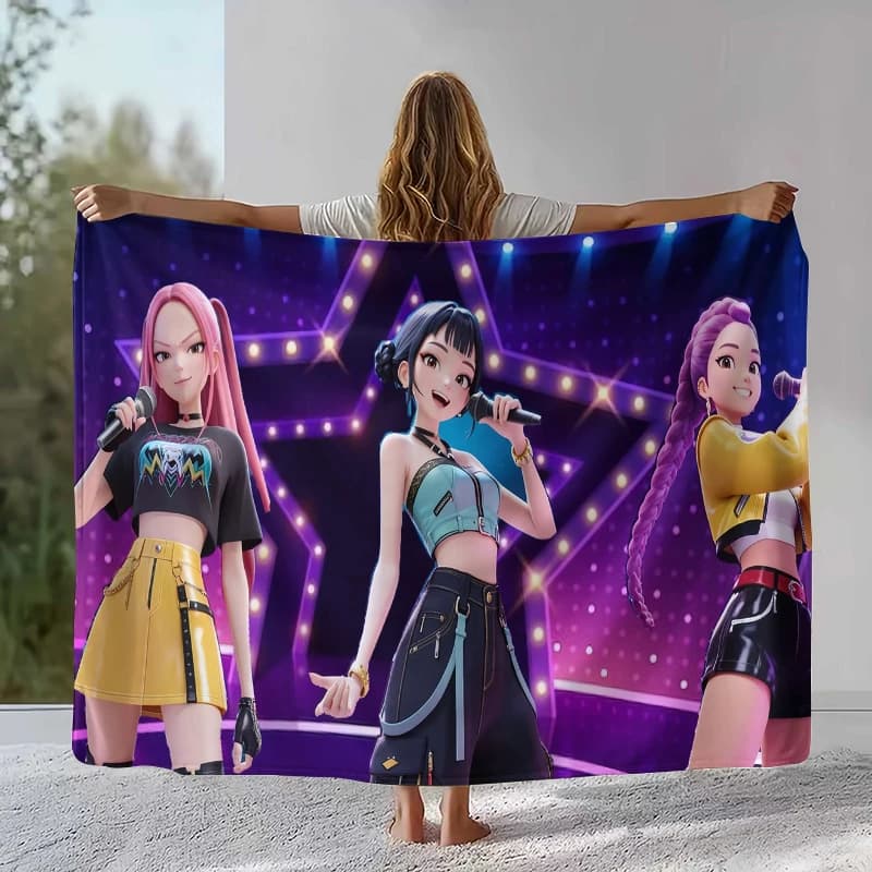 Coperta in flanella K-Pop Demon Hunters Golden Saja Boys, coperta in peluche ultra morbida e calda per la casa, la camera da letto, il divano, l'ufficio, il picnic