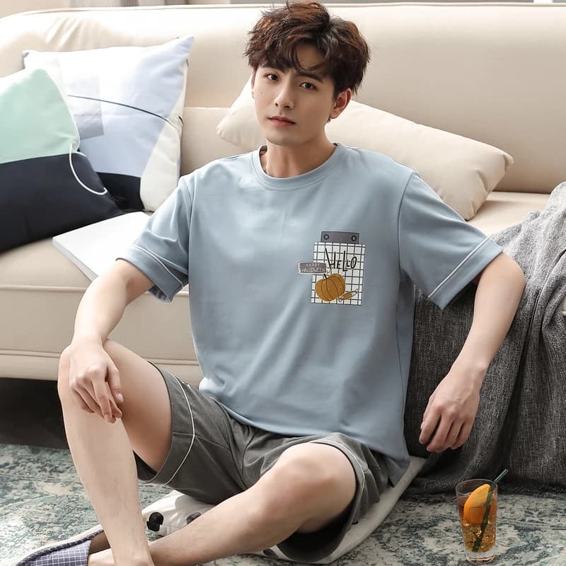 MiiOW Set pigiama estivo da uomo a maniche corte, pantaloncini da casa con cartoni animati, abbigliamento da notte casual per studenti adolescenti, comodi vestiti da casa per uomo