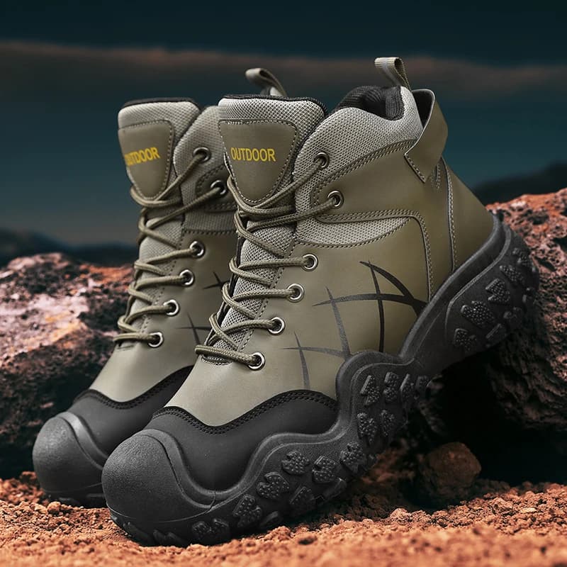 Stivali da trekking da uomo all'aperto stivali da neve da uomo invernali sport in pelle impermeabile tenere al caldo stivali da lavoro da uomo Sneakers causali da uomo
