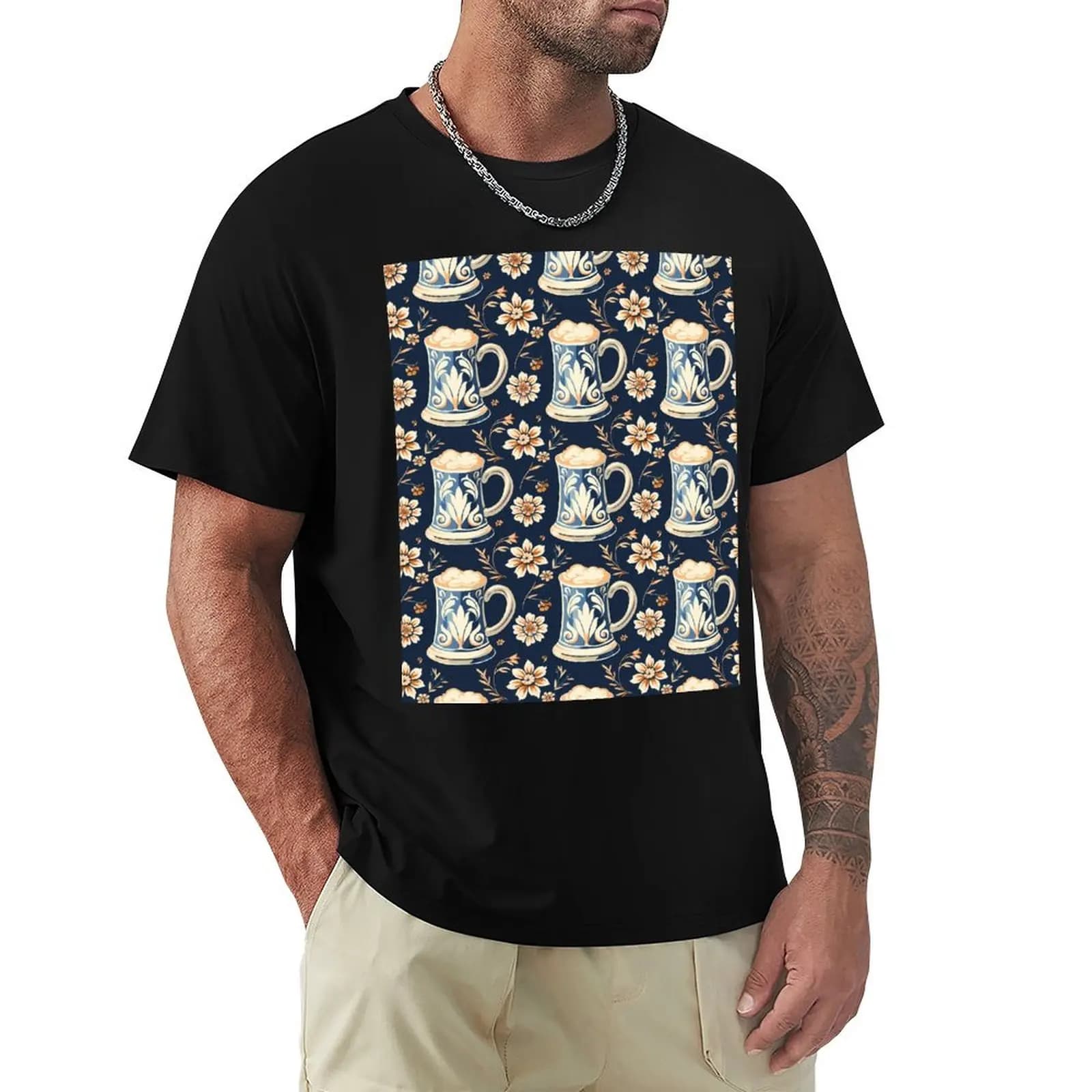 T-shirt con motivo a tazza di birra blu e gialla, stile casual da lavoro