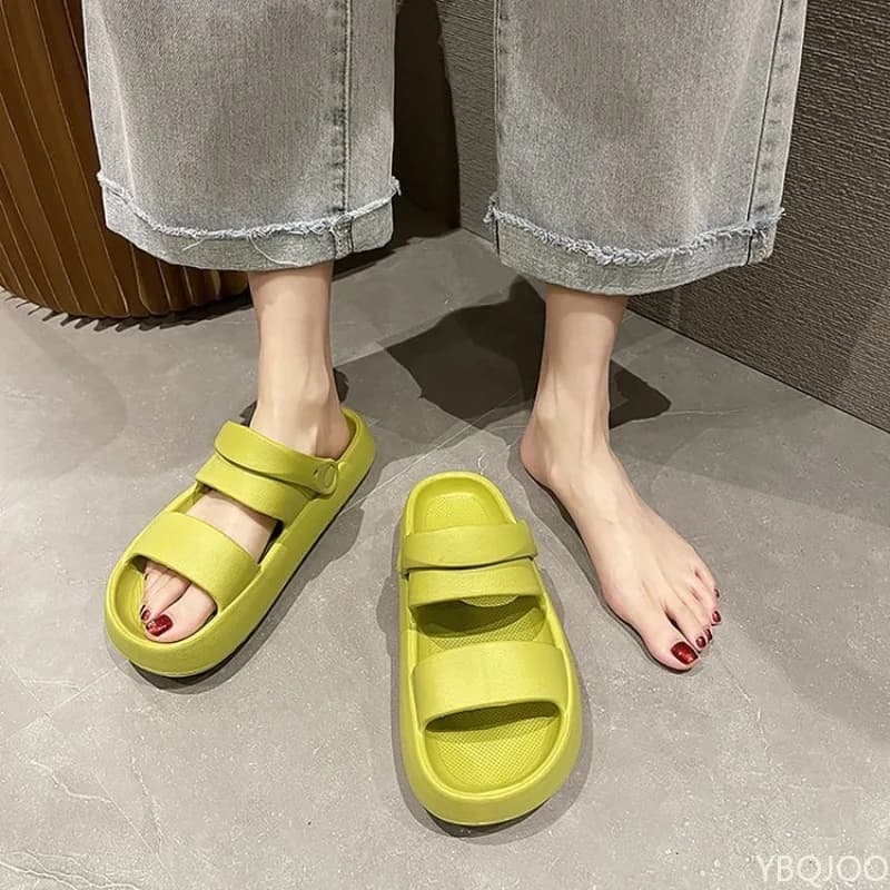 Sandali comodi casual traspiranti da donna all'aperto Pantofole da casa da donna estive con bottoni automatici Scarpe da spiaggia per coppia con piattaforma antiscivolo