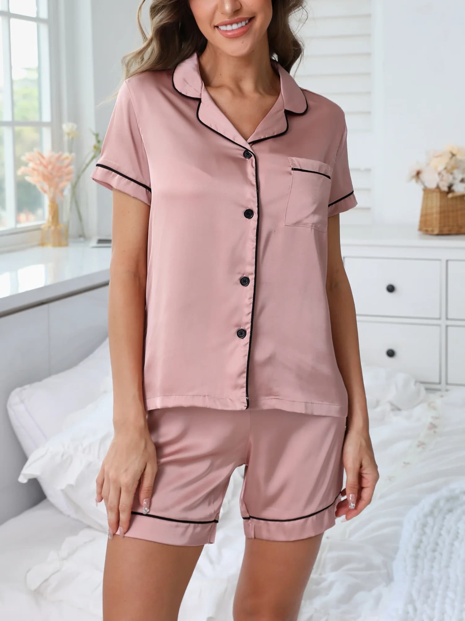 Womens Silk Satin Pajamas Set Short Sleeve Loungewear 2Pcs Pj Sets Button Down Pjs for Summer Women Set Sleepwear