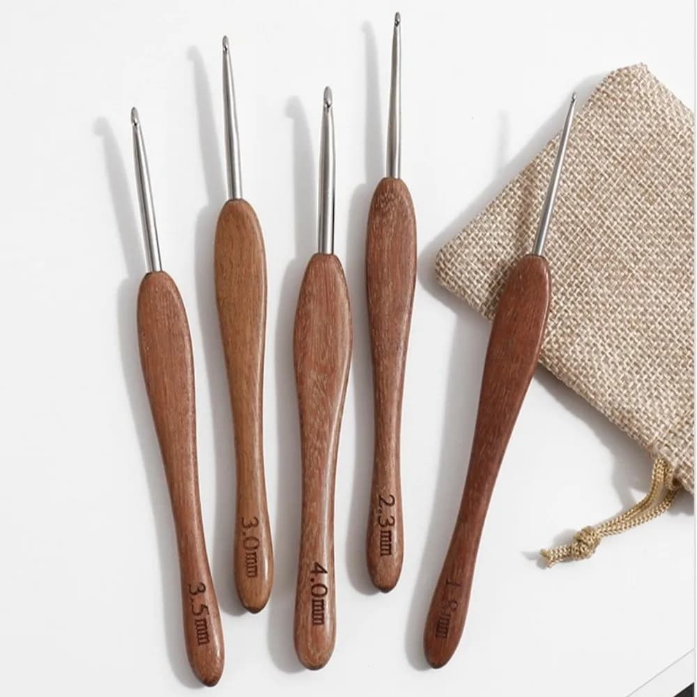 2.0-6.0MM Crochet Hook Sandalwood Handle Handmade Crafts Fine Hook Head Stainless Steel Crochet Hook Doll Weaving Tool
