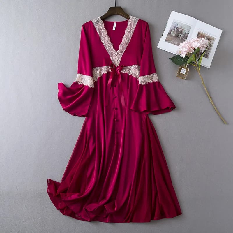 Sexy nightdress with V-neck in lace Short style night shirt Satin nightdress with long sleeves on female pagoda