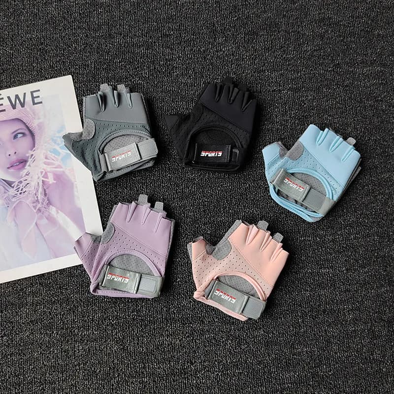 Women's Midway Training Gloves, Anti-Slip Gloves for Training, Gym and Cycling Equipment Padded