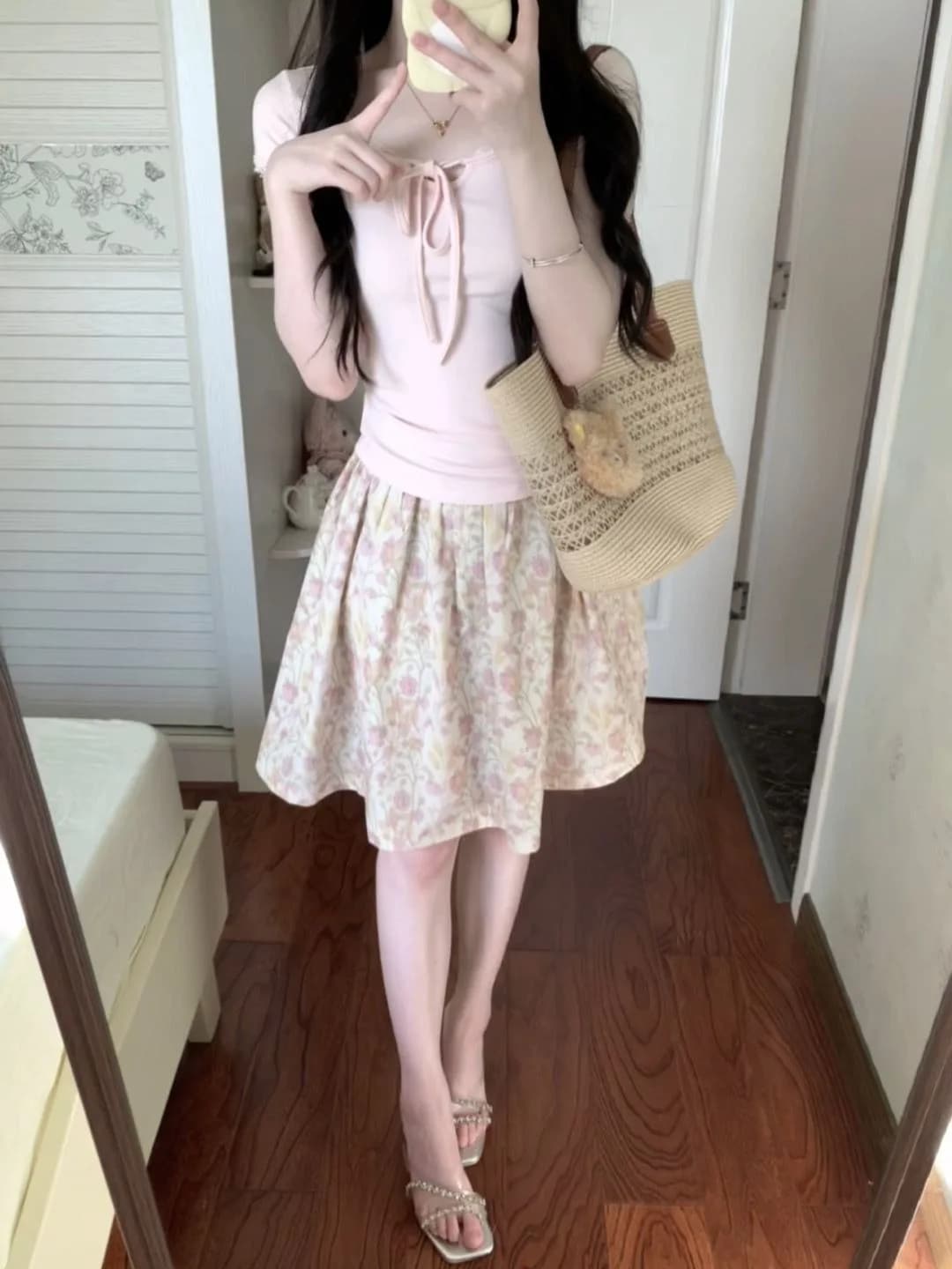 Sweet Style Lace Splice Short Sleeve T-Shirt And Floral Half Skirt Two-Piece Set for Women Breathable Lightweight Summer Outfit