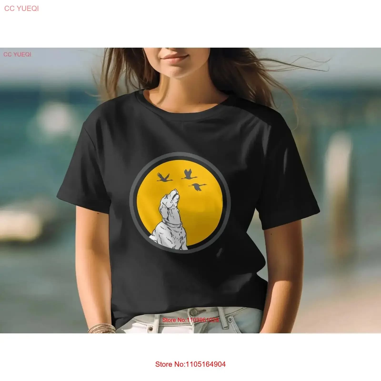 T-shirt for dogs looking at birds Unique animal design Inspired by nature Casual women's clothing Top for vintage lovers washed unisex