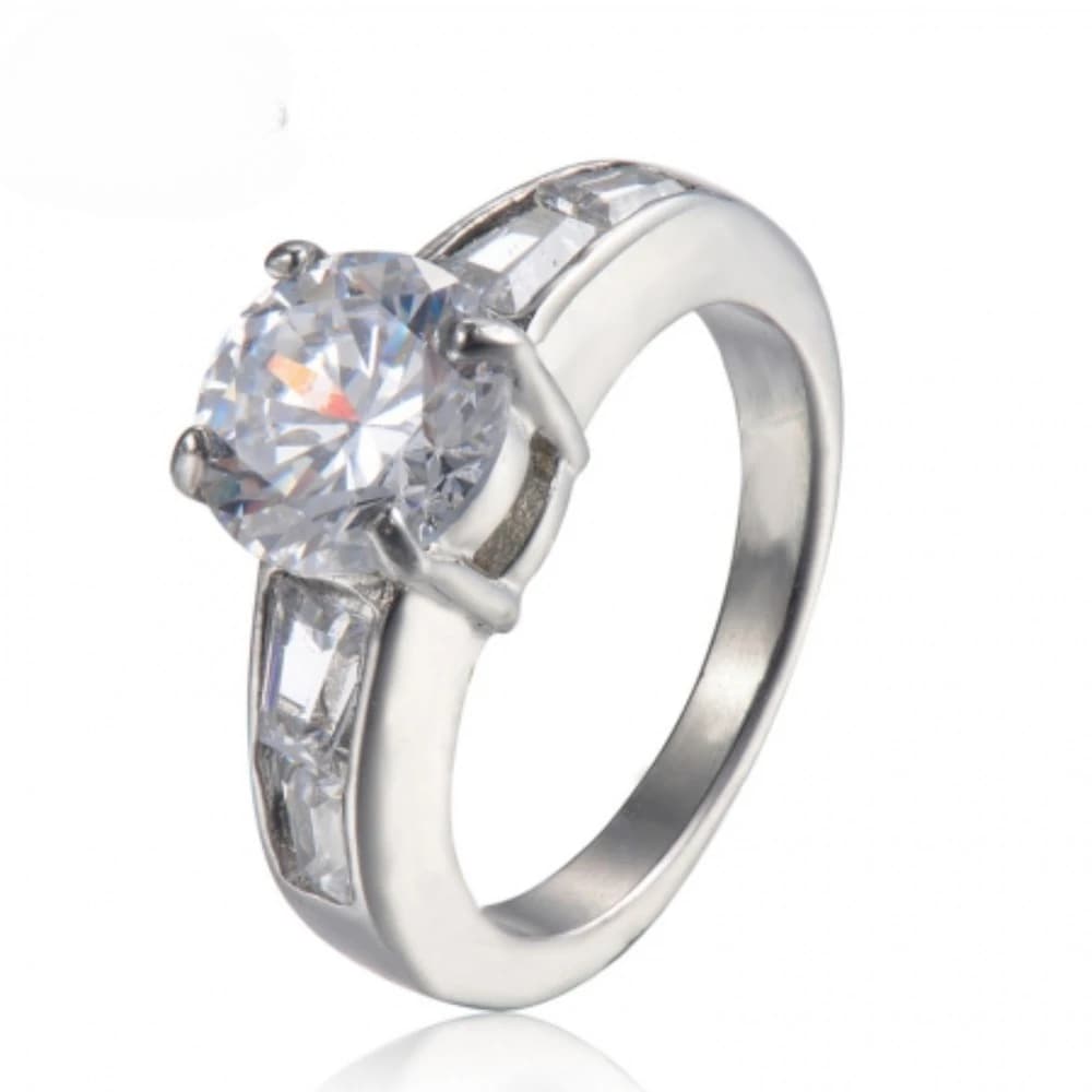 Light-luxury, dazzling high-end ring inlaid with synthetic zircons—perfect as a wedding or party ring, ideal as a gift for her.