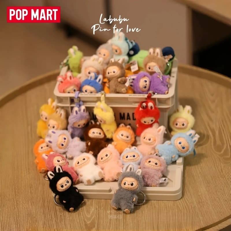 Spilla originale POP MART Labubu V4 per la serie Love 4a generazione Scatole a sorpresa per bambole di peluche Regalo di Natale di compleanno AZ