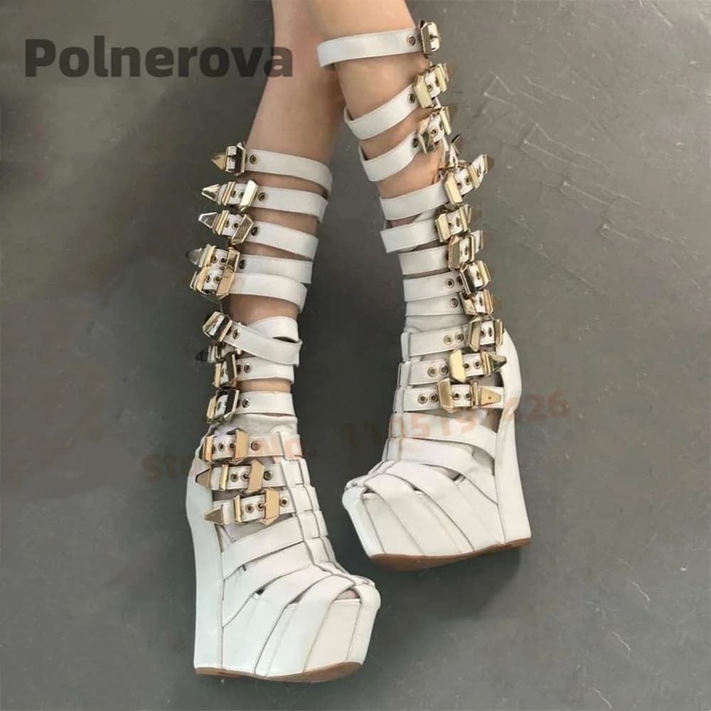 Stivali con sandalo con plateau e cinturino con fibbia multipla Stivali da donna con zeppa in pelle bianca nera Stivali alti al ginocchio Stivali estivi con tacco alto Scarpe da donna