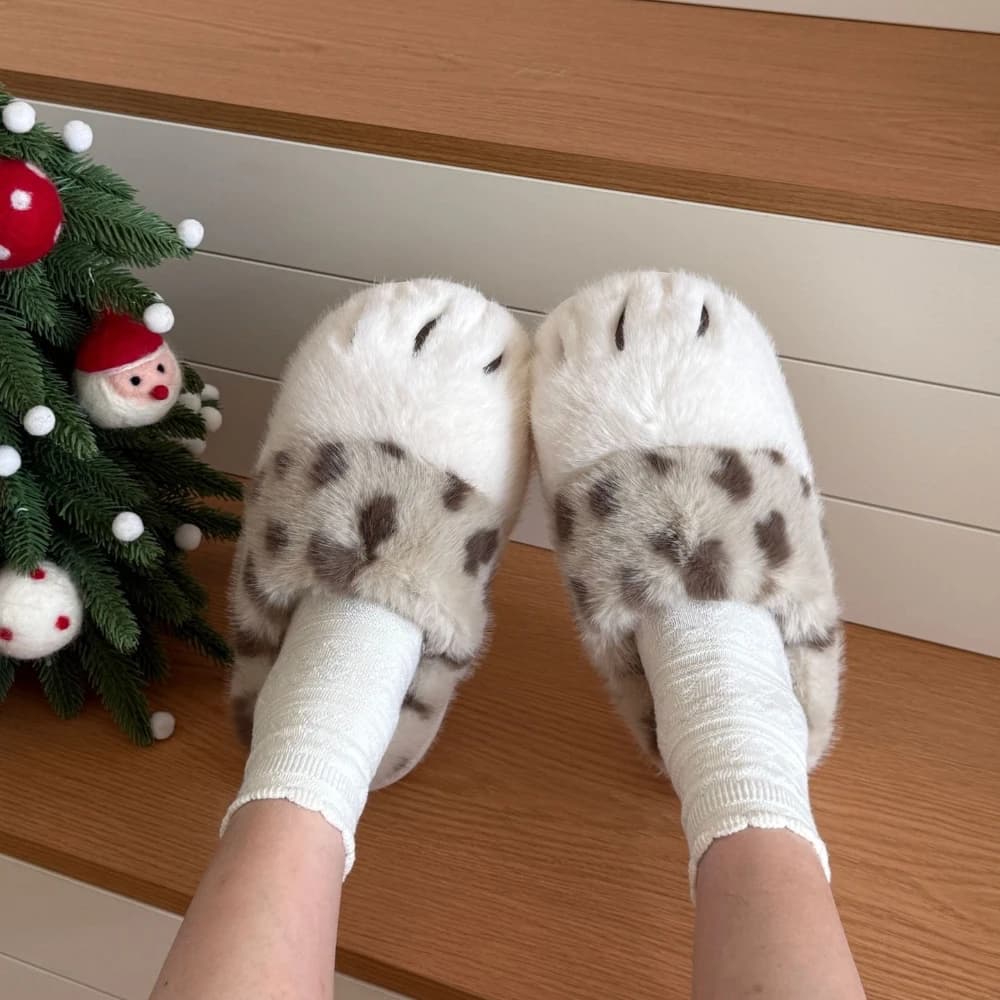 Cute Cat Paw Winter Couple Cotton Slippers Non Slip Thickened Outdoor Plush Slippers Parent‑child Couple Warm Cotton Shoes