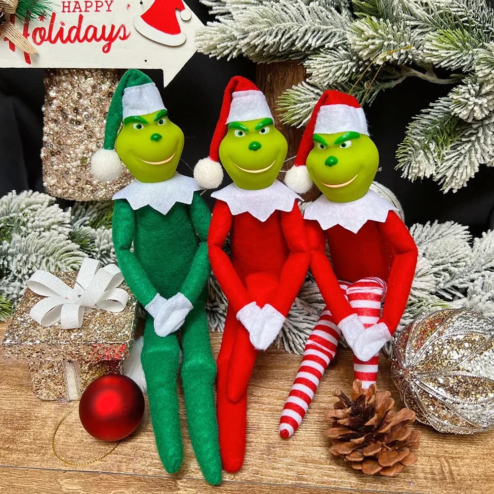 2025 Nuovo cartone animato anime bambola di Natale Action Figures Modello in PVC libreria Giocattoli bambola Scrivania del computer ornamento Regali di Natale