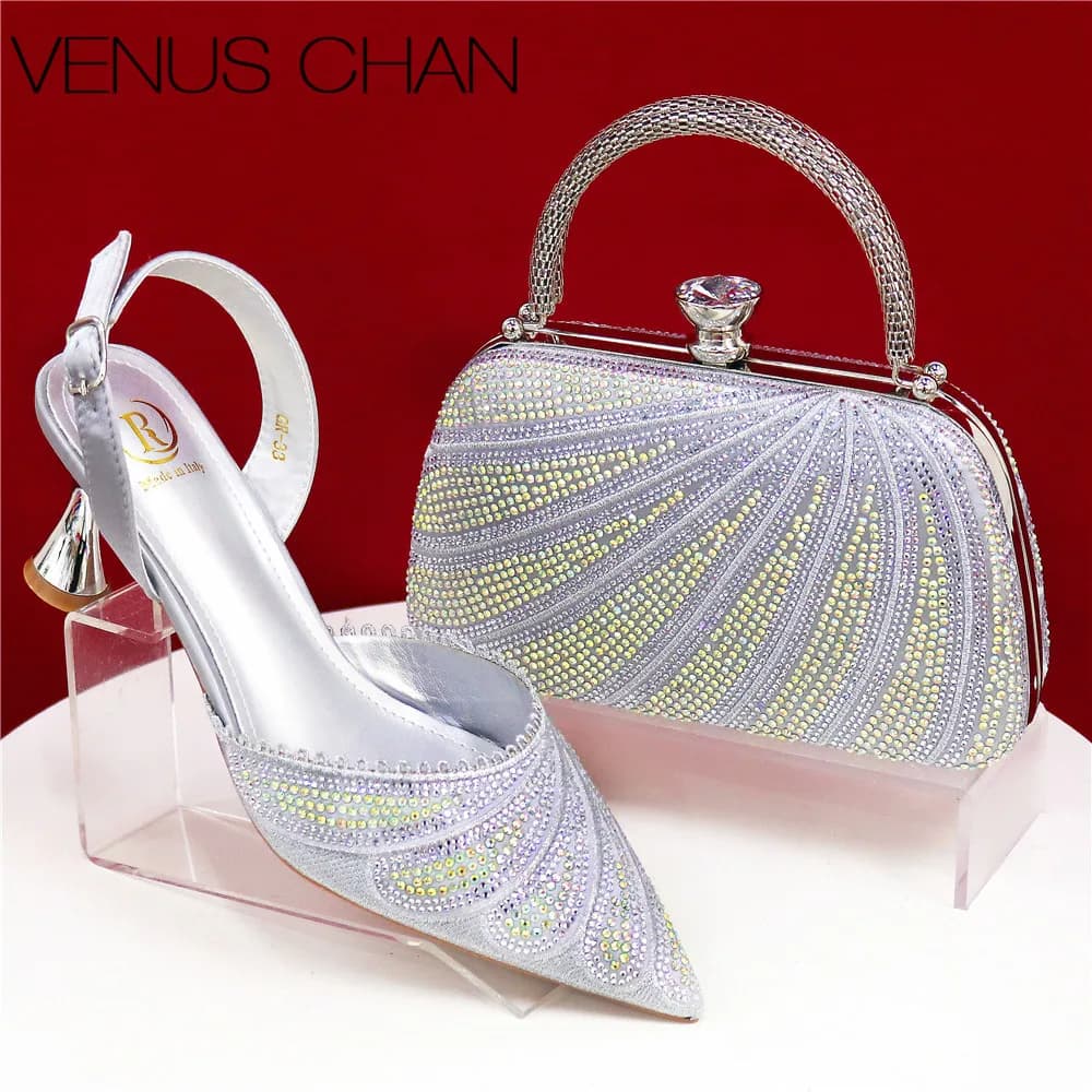Festival Elegante Disponibile Tacchi alti abbaglianti e borse lunghe chic Combinazione perfetta per scarpe e borse per occasioni speciali