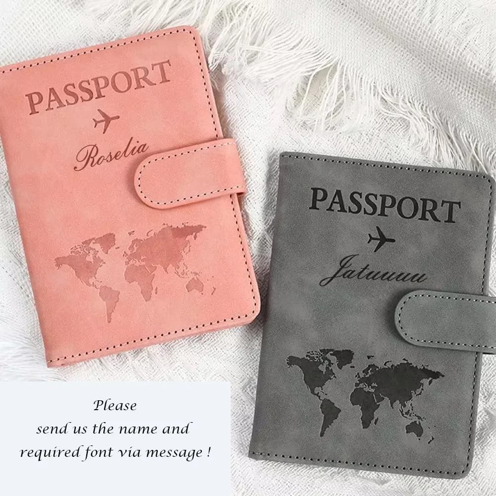 Custodia per Passaporto Personalizzata con Nome per Coppie, Porta Passaporto in Pelle PU per Carte di Credito e ID, Accessori da Viaggio, Portafoglio da Viaggio su Misura, Copertura Passaporto Personalizzabile