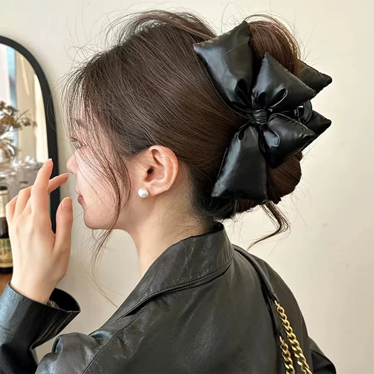 1 Pezzo Fermaglio a Becco Grande in Pelle Nera con Fiocco e Imbottitura in Cotone, per Capelli Spessi, Antiscivolo, Accessorio Moda Invernale per Ragazze