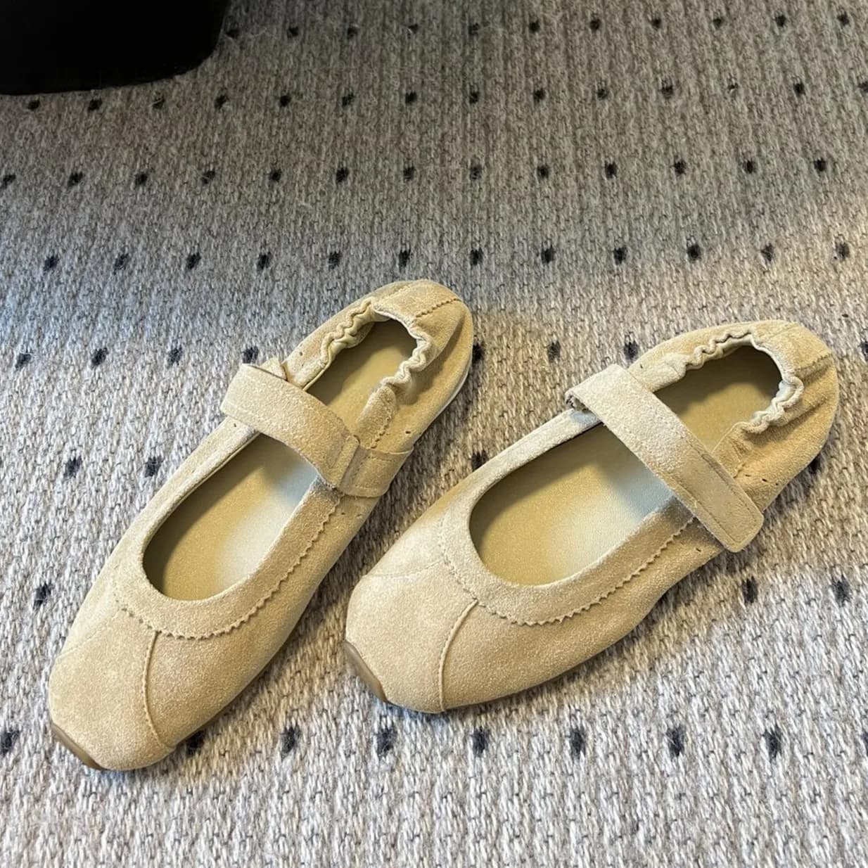 Nuove Ballerine in Camoscio da Donna con Tacco, Scarpe Casual con Chiusura a Strappo, Punta Rotonda, Mocassini di Lusso Stile Designer 2026