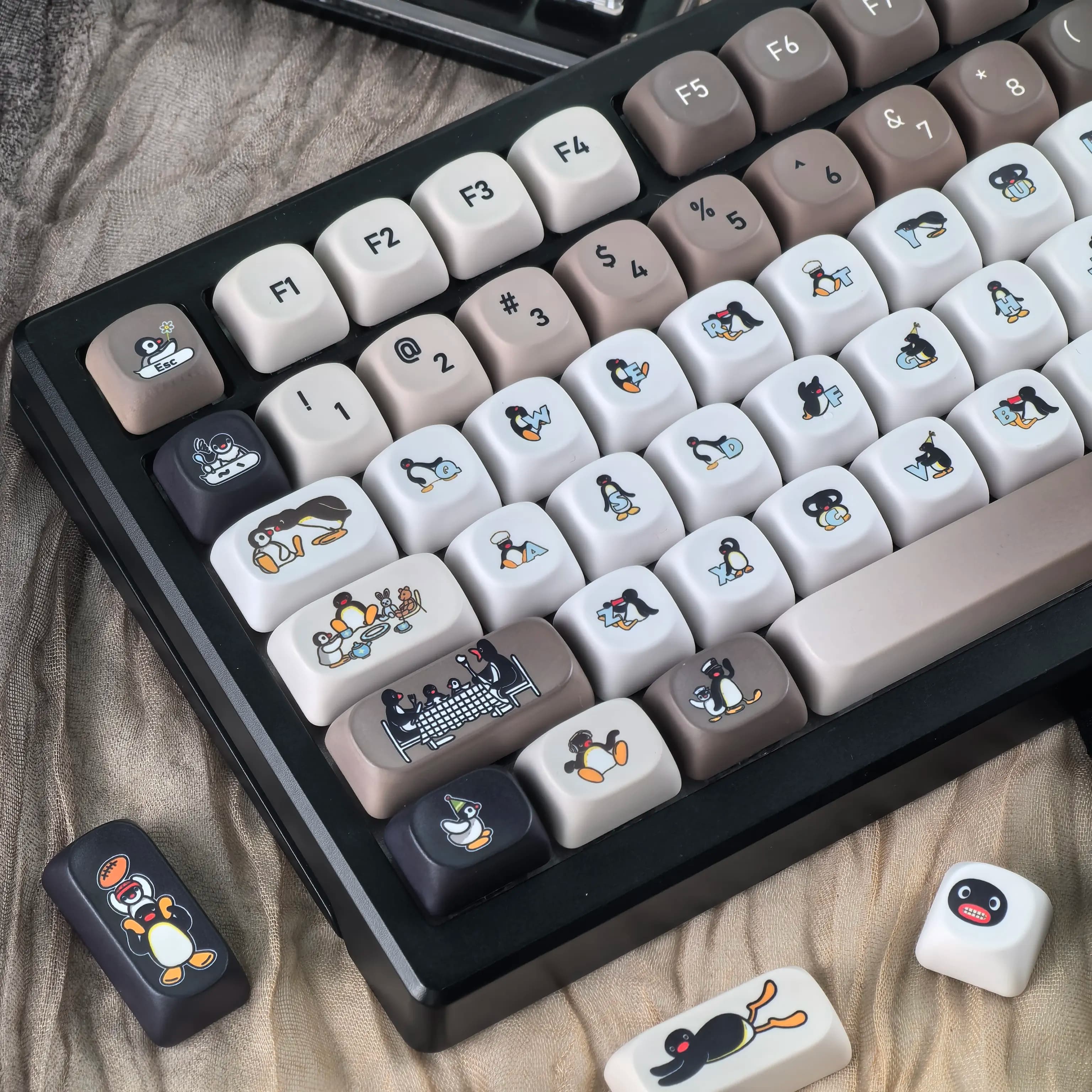Keycap Maimooo Pingu Coreano Russo Nero Bianco Semplice Carino Piccolo Pinguino Personalizzazione Aula Ajazz Tastiera Meccanica