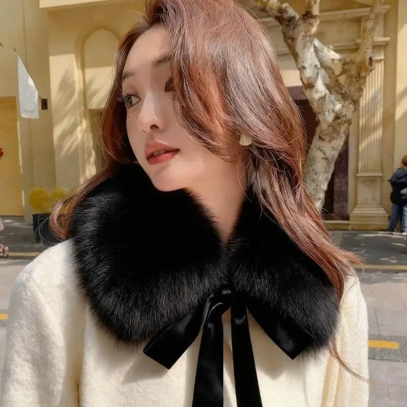 Donne di inverno Collo di pelliccia di procione Cappotto Cappuccio Decor Collo di pelliccia pelosa Moda Cappotto caldo Scialle Sciarpa di pelliccia di procione naturale Scaldacollo