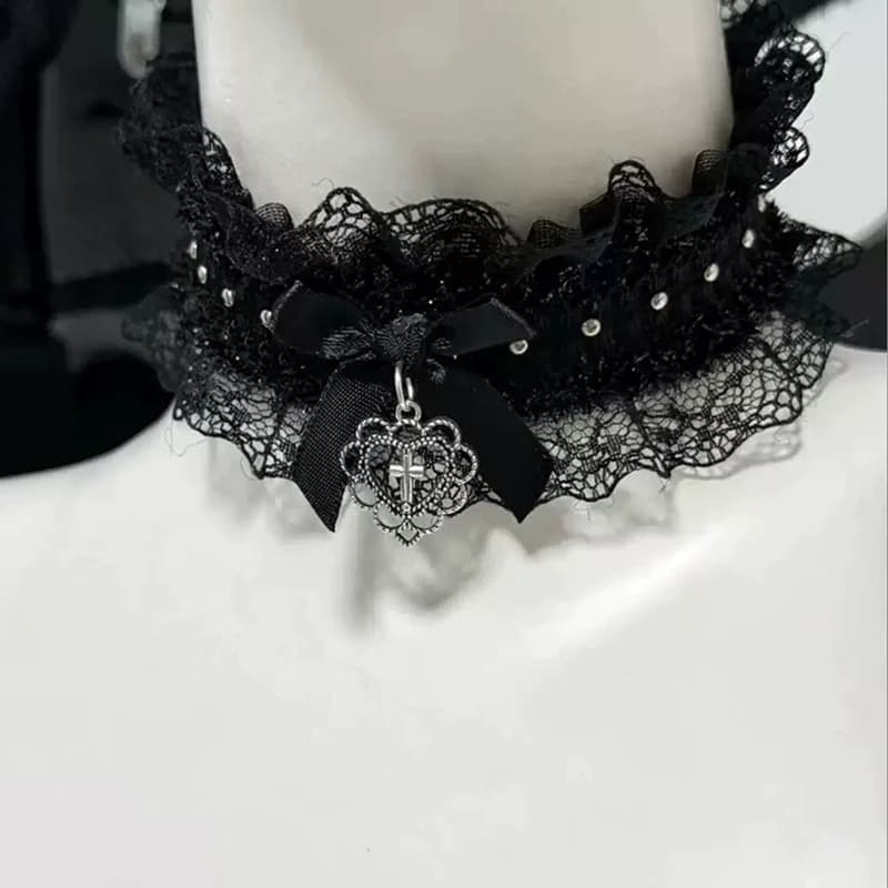 Lolita Cosplay Sexy Black White Lace Rivets Choker with Cross Heart Bow Pendant Goth Necklace for Women Party Y2K Jewelry Collar