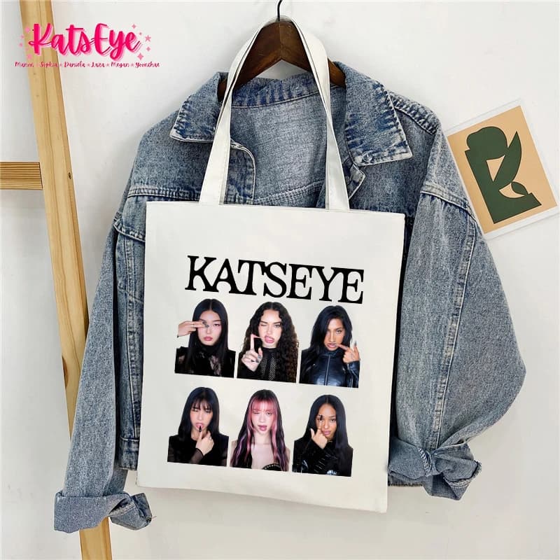 Moda K POP K-KATSEYE Borsa di tela da donna Borsa a tracolla dolce ragazza carina Borsa alla moda Borsa per cancelleria per studenti Regalo di compleanno