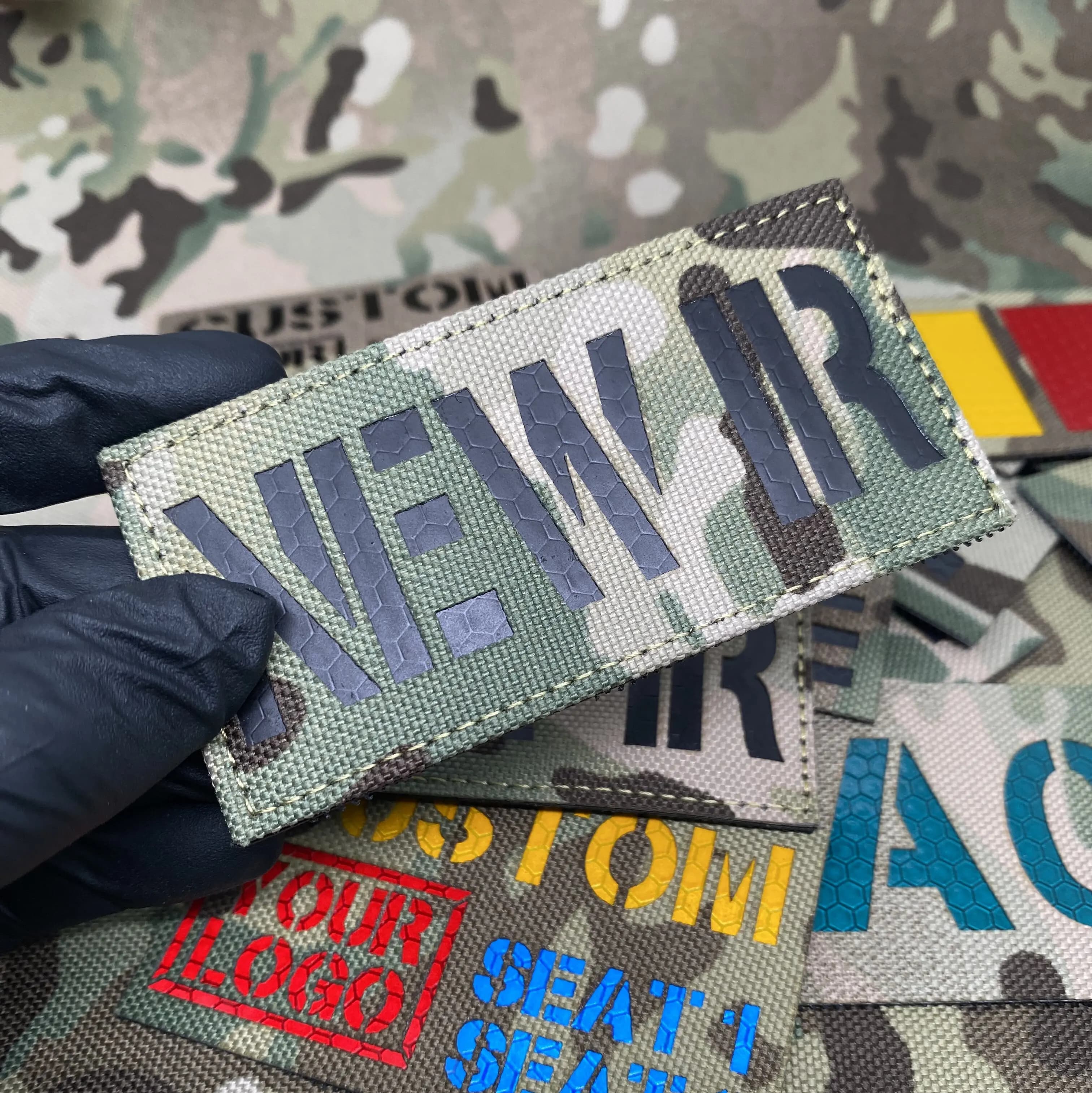 Nastri con nome patch con taglio laser personalizzato IR a griglia cellulare a nido d'ape di nuovo stile, segnale di chiamata radio, IFF, riflessione a infrarossi