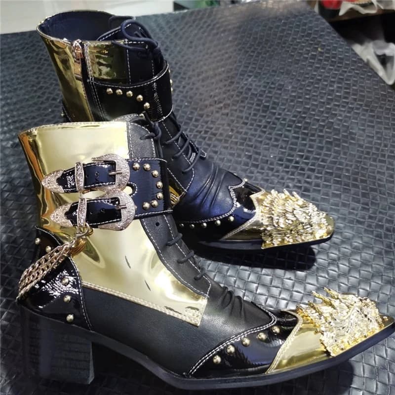 Luxury Design Metal Rivets Chains Men's Boots Anles Style punk Motorcycle Boots with high heel and buckle for pointed belt