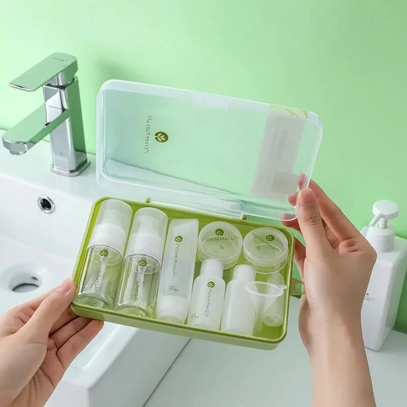 Set di bottiglie per dispenser cosmetico da viaggio da 10 pezzi, bottiglia vuota per cosmetici portatili per la cura della pelle, bottiglia spray portatile per aereo