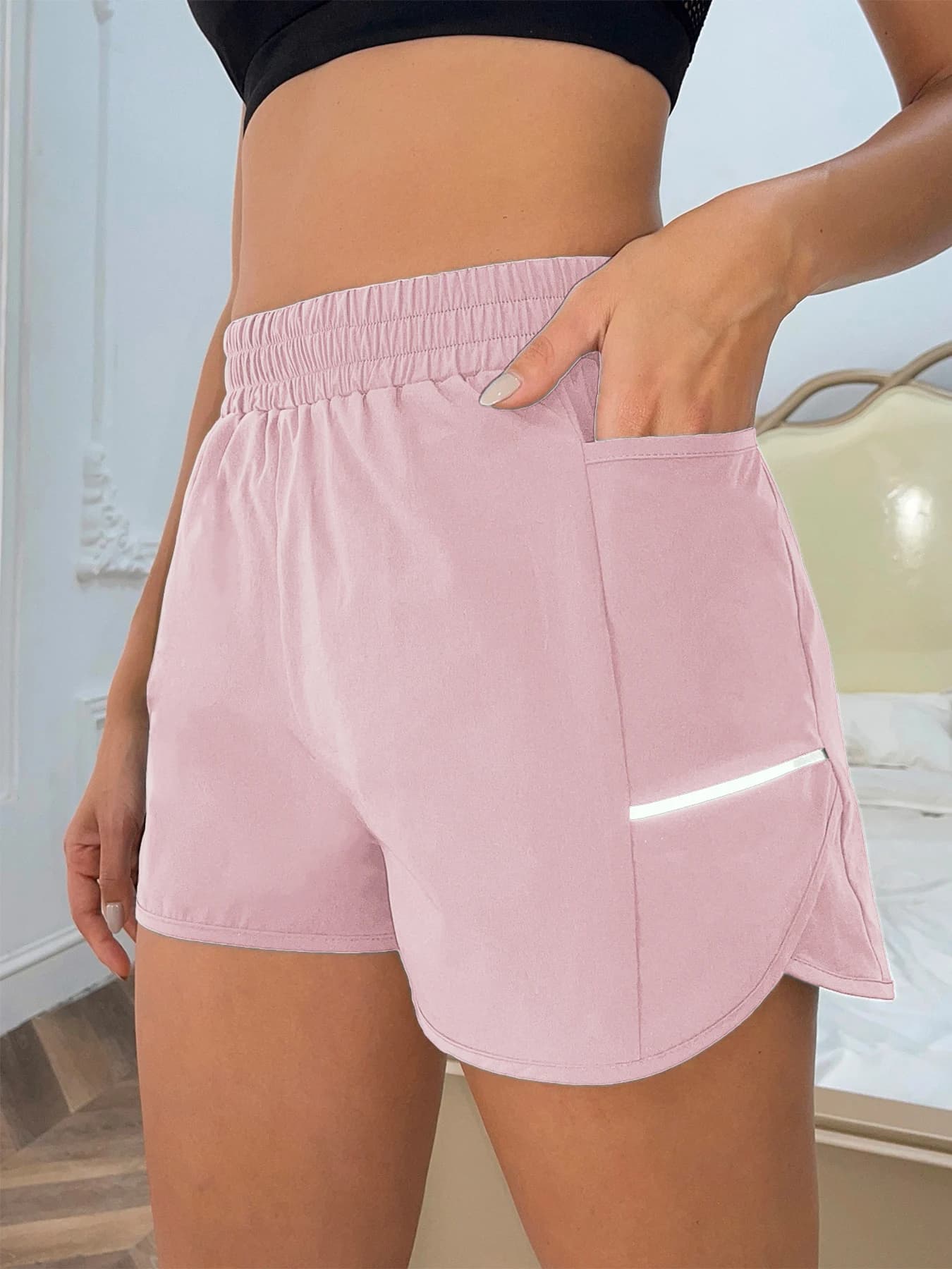 Nuovi pantaloncini da donna con tasca per cellulare, vita elastica, cintura sportiva, strisce riflettenti, pantaloncini sportivi casual alla moda