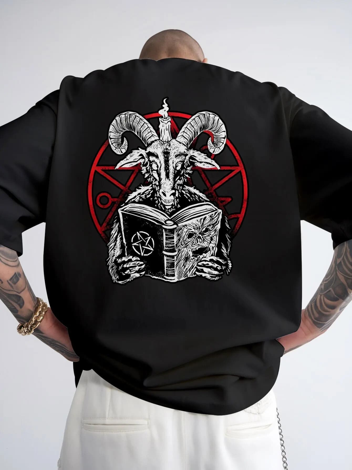 Men's casual t-shirt with round neckline, men's top with printed motifs on the back, men's gift