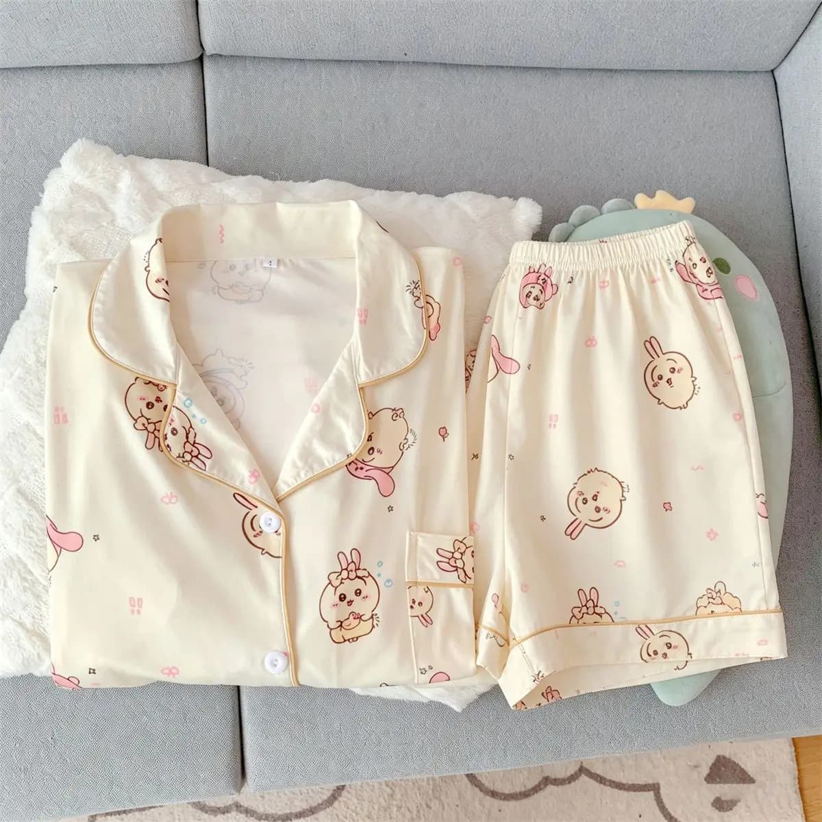 Pigiama Estivo da Donna Kawaii Usagi Chiikawa, Nuovo Modello Y2K, Design alla Moda, Maniche Corte e Pantaloncini, Completo da Casa per Studentesse, Regalo