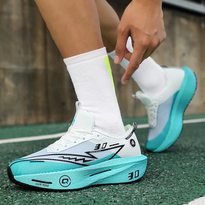 Men's Carbon Board Sneakers Anti-slip Cushioned Comfortable Racing Training Running Shoes Mesh Tennis Shoes Casual for Women