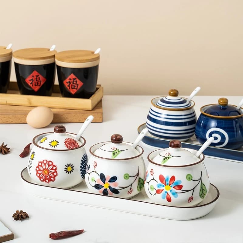Set di bottiglie per condimenti in ceramica dipinta a mano Contenitori per spezie per aceto di olio per la casa creativa con vassoio di coperchio