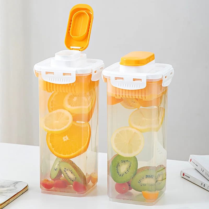 1Pcs Plastic 1.7-Liter Multi-Purpose Cold Water Jug, Beverage Container, Large Capacity Fruit Tea Cold Brew Bottle, Perfect for Summer Refrigerator Storage, Outdoor Use Cold Water Jug